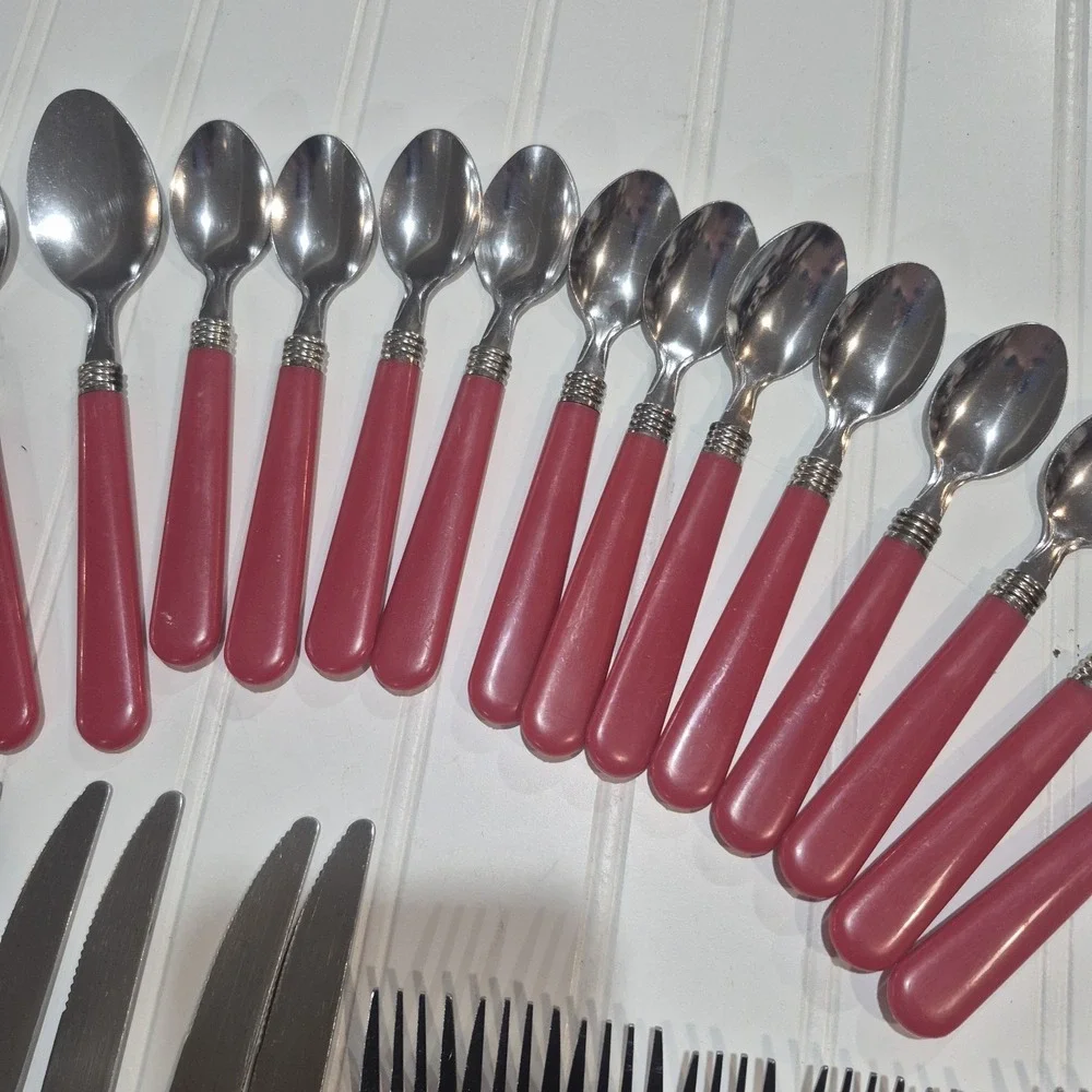 Lot of 32 Red Handle Flatware Stainless China